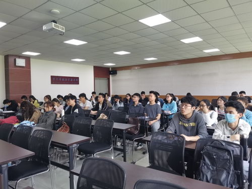 計算機(jī)學(xué)院第50期黨課培訓(xùn) 以科技力量強(qiáng)化黨性修養(yǎng)與專業(yè)技能